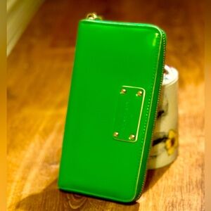 Vintage Kate Spade Pasadena NEDA Y2K continental zip around wallet Apple Green